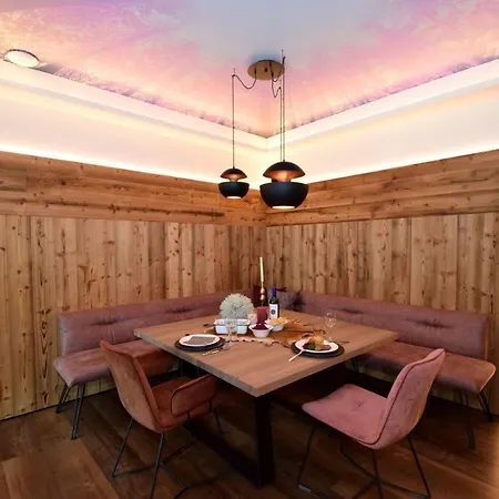 Deluxe-suite-goldreh Apartmán *